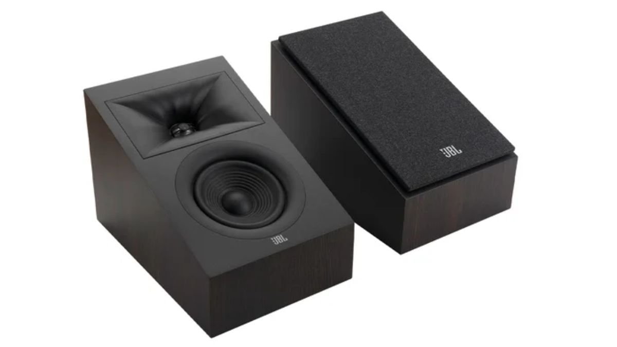 caixa atmos 240 h em fundo brnaco